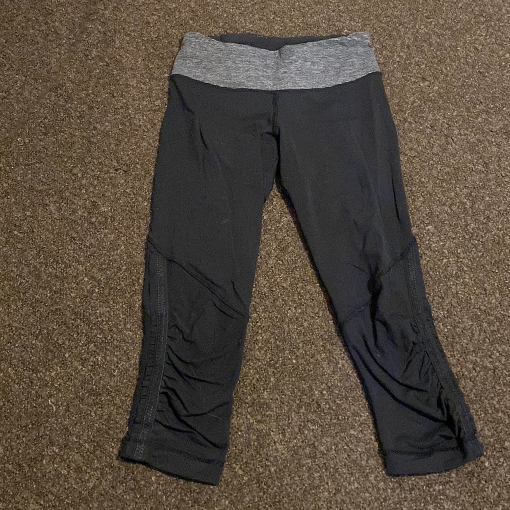 Lululemon capri leggings